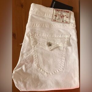 True Religion men’s jean shorts with Back Pocket Flap(brand new)